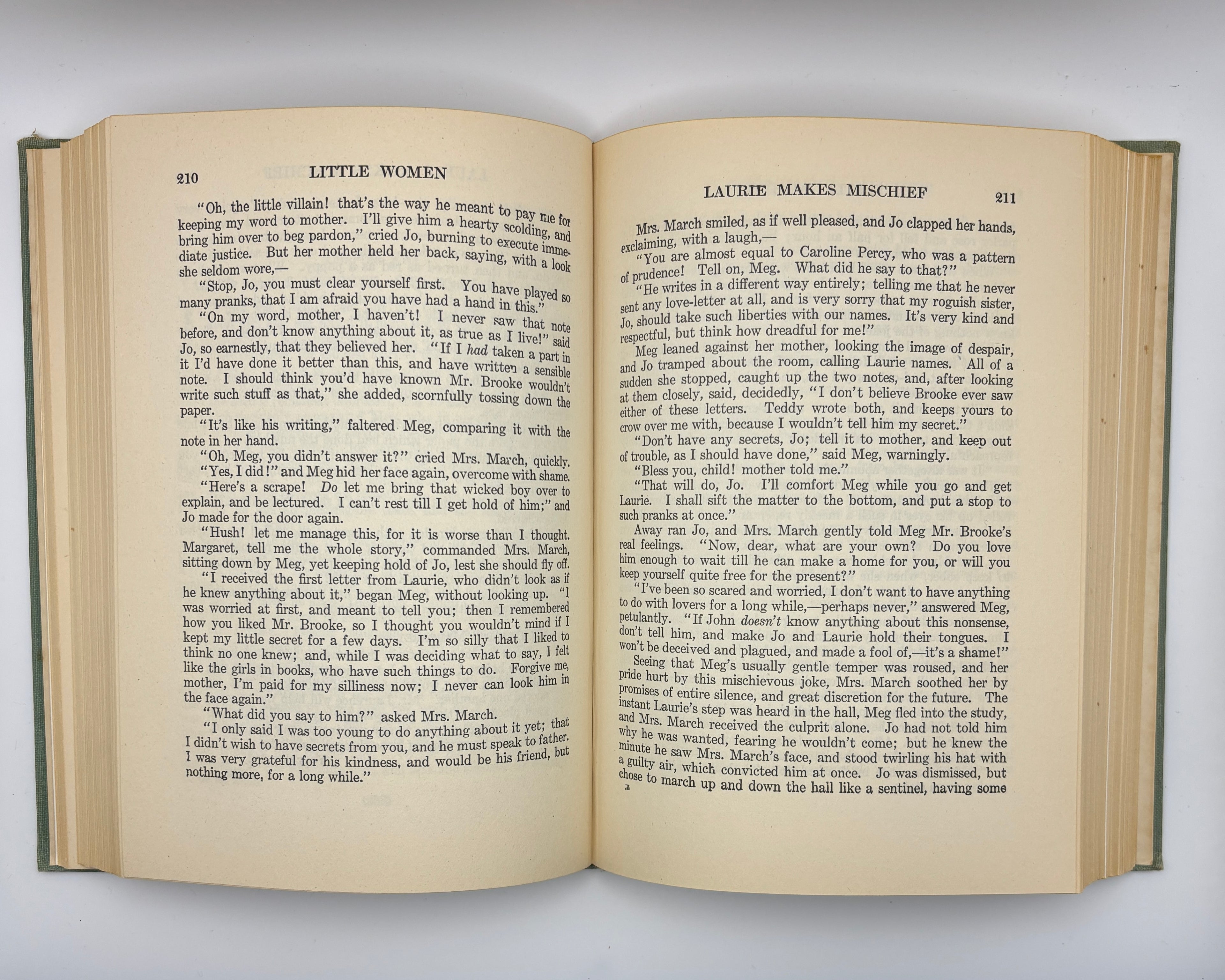 Little Women (1926 Illustrated Edition) - Louisa M. Alcott (Excellent Condition)
